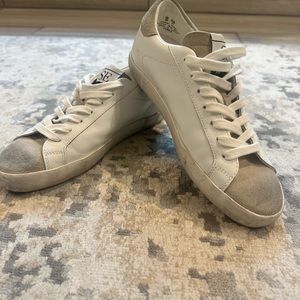 Sam Edelman Aubrie distressed white sneaker - Size 6